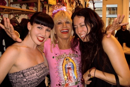betsey party3